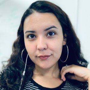 Meet your Posher, Destiny